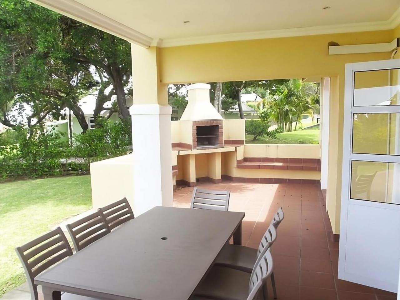 Villa Caribbean Estate 8 Coconut Grove Port Edward Exterior foto